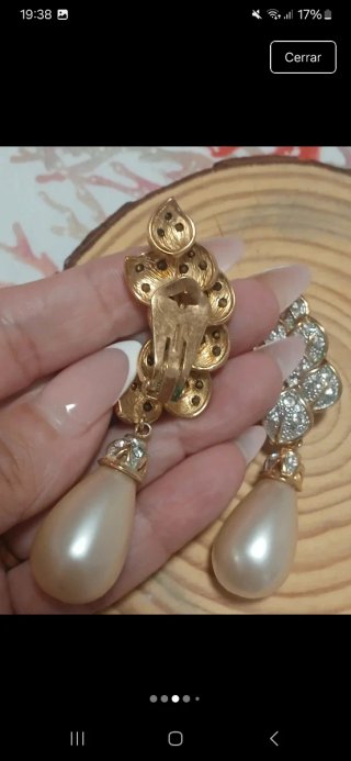 Pendientes chapados en oro con perlas
