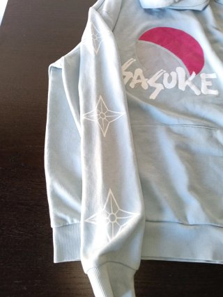 Sudadera azul con capucha