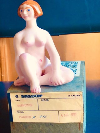 Figura Desnuda Castro Sargadelos Díaz Pardo caja.