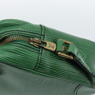 LOUIS VUITTON Epi Trocadero 27 Shoulder Bag Green