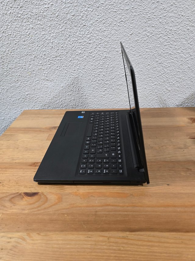 Portatile Lenovo Core i3 Nero