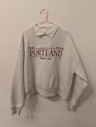 Lote 4 prendas: 3 sudaderas y 1 camiseta