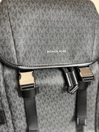 Mochila Michael Kors Negra y Gris EXCLUSIVA