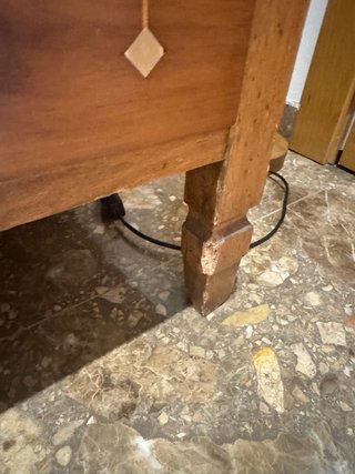 Aparador nogal mármol marquetería 100cm