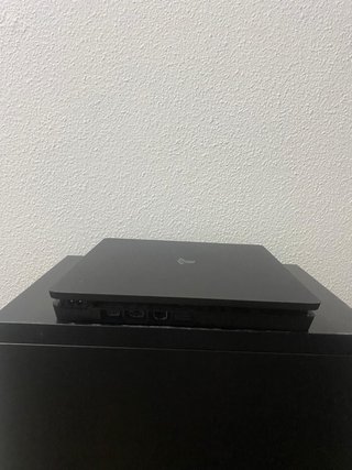 PlayStation 4 (PS4) + 2 Mandos(1con funda) + Juego