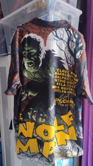 Camisa Hawaiana El Hombre Lobo Clásica