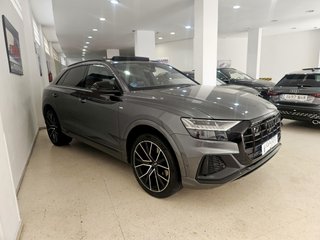 Audi Q8 black line plus 286cv quattro