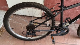 Bicicleta Rockrider Negra Infantil 24 como nuevo