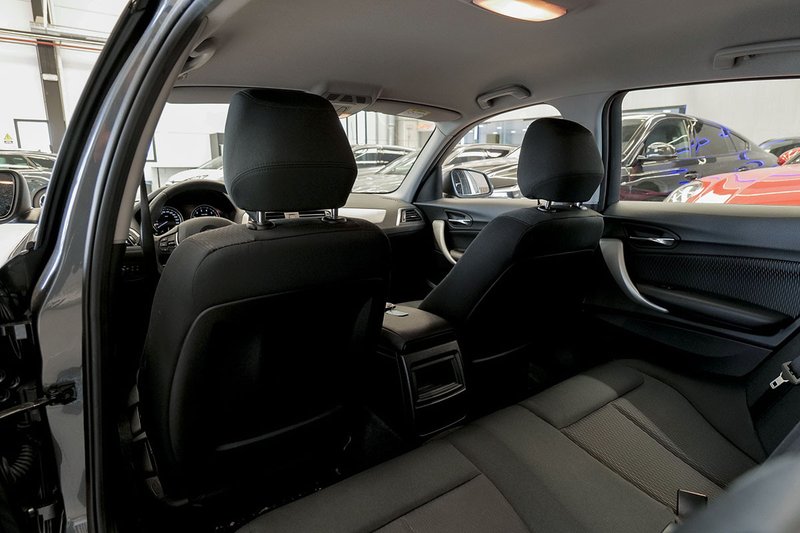 BMW Serie 1 2019, foto 13