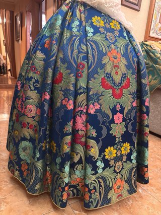 Traje de Fallera con 2 Corpiños: S.XVIII y S.XIX