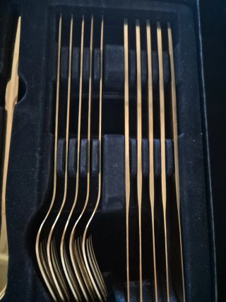 Juego cubiertos oro acero inoxidable 24 piezas
