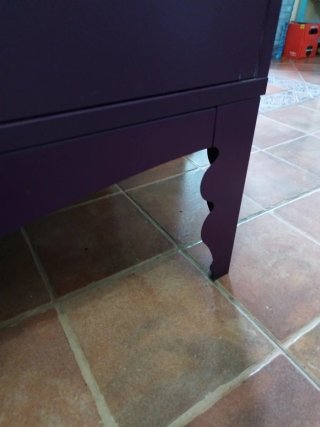 Mueble aparador de madera color morado Ikea