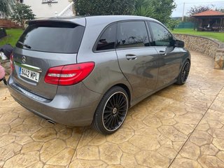 Mercedes-Benz 200B 2013