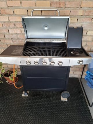Barbacoa Gas 5 Fuegos + Quemador Lateral