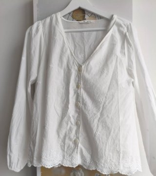 Blusa Springfield blanca bordada