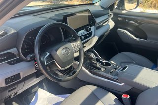Toyota Highlander Advance