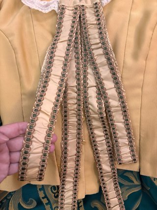Traje Fallera S. XVIII Verde y Dorado