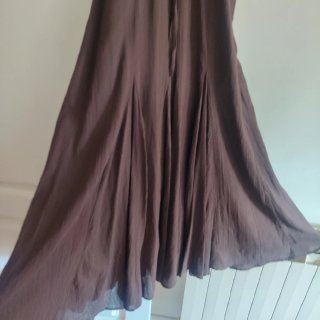 Vestido largo viral Zara marrón