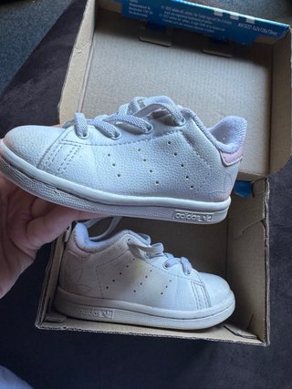 Tenis Adidas Niña