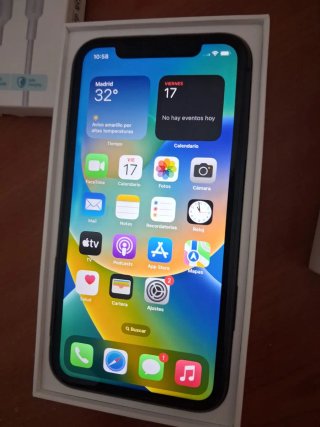 iPhone 11