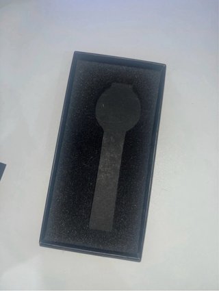 Reloj de pulsera plateado