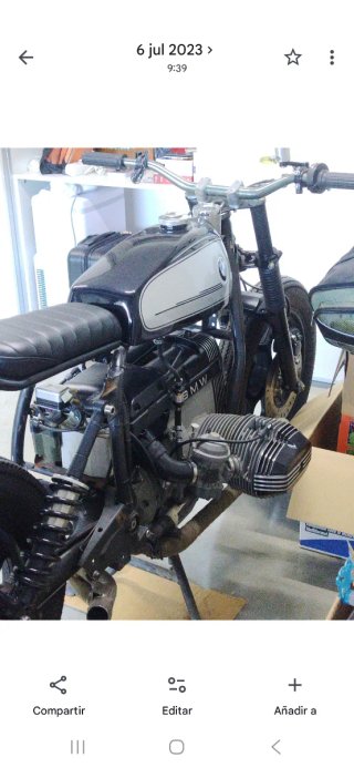 Escaparate BMW R80. Solo para alquilar.