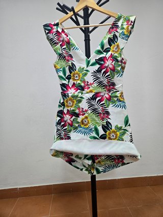 Vestido floral blanco