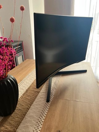 Monitor Samsung Curvo Negro