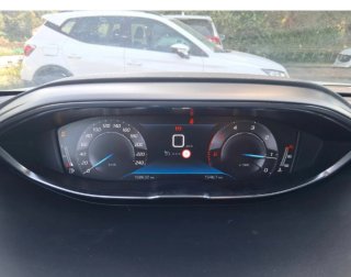 Peugeot 5008 2020