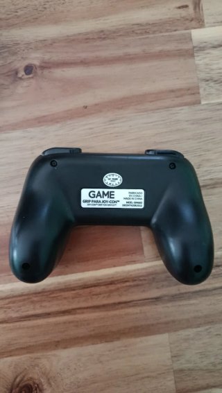 Pack Twin Grips para Joy-Con GAME