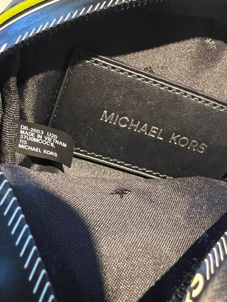 Bolso bandolera Michael Kors blanco y negro