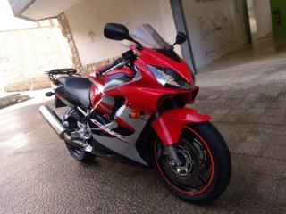 Honda CBR 600 F4i 2005 Roja/Plata