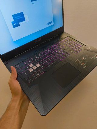 Laptop Asus TUF Gaming Ryzen 8/512