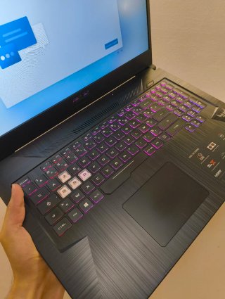 Laptop Asus TUF Gaming Ryzen 8/512