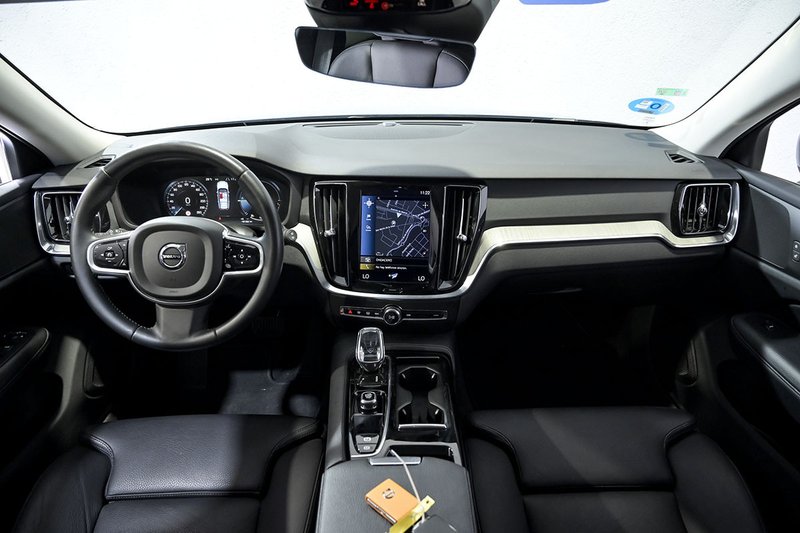 Volvo S60 2022, foto 7