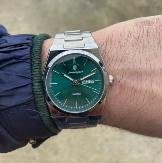 Reloj Poedagar Clásico Verde y Plateado