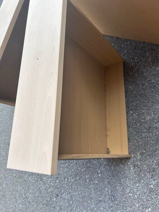 Cajones de madera claros