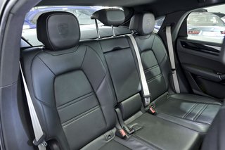 Porsche Cayenne Coupé E-Hybrid Platinum Edition