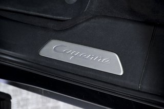 Porsche Cayenne Coupé E-Hybrid Platinum Edition