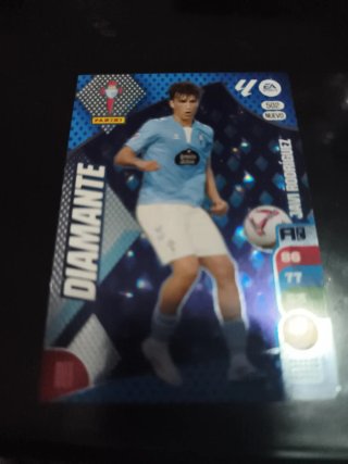 Carta Fútbol Panini Guantes de Oro