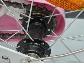 Bici infantil 16 B'TWIN con barra aprendizaje