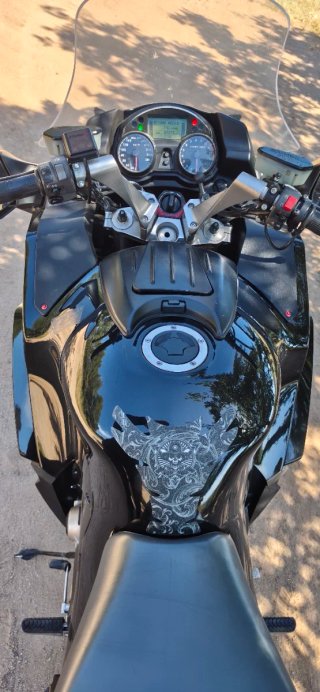 Kawasaki GTR 1400 Negra