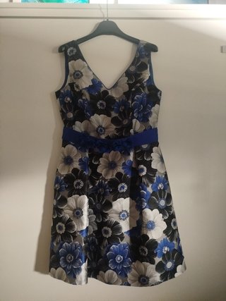 Conjunto Vestido y Chaqueta Elegante