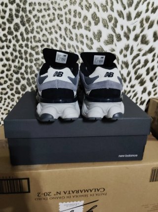 Scarpe New Balance U9060ERA Uomo Grigio Nero