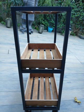 Carrito Auxiliar madera y hierro.