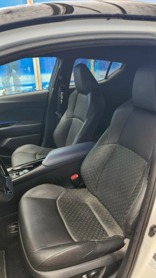 Toyota C-HR hibrido 2021