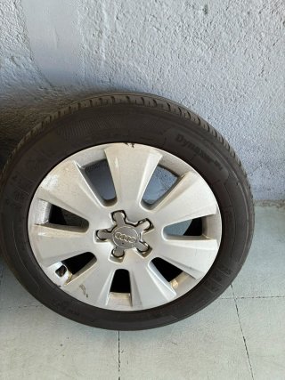 Vendo 4 ruedas completas originales Audi.