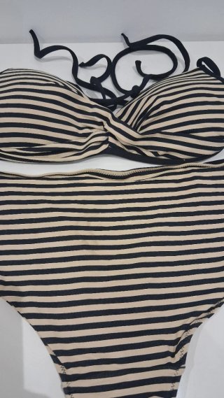 Bikini Secret Tiras Rayas Beige y Negro