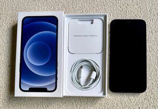 iPhone 12 128GB Negro y EarPods de regalo