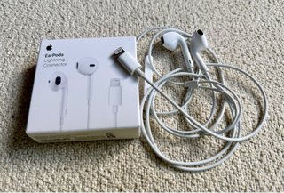 iPhone 12 128GB Negro y EarPods de regalo